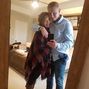 Meet your Posher, Cortney